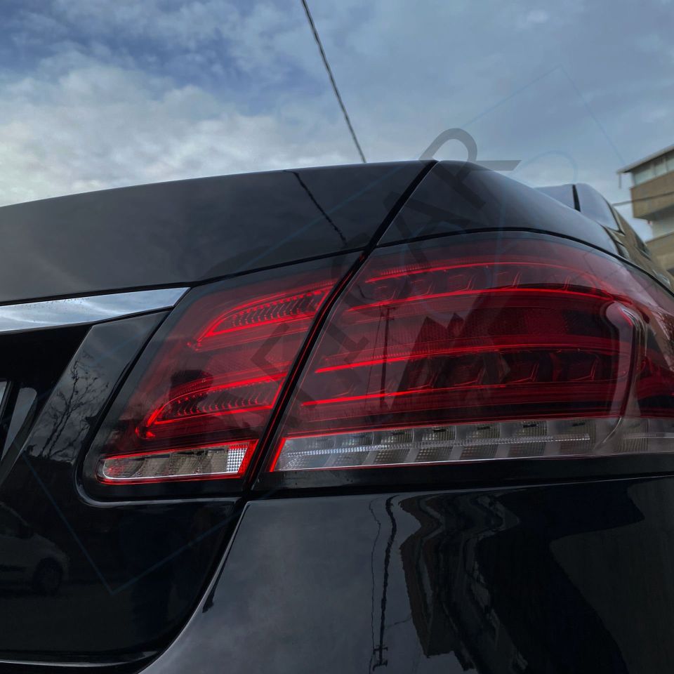Mercedes E250 Stop Çerçevesi