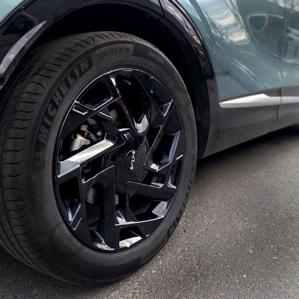 Kia Sportage 5 Wheel Covering Sticker Set