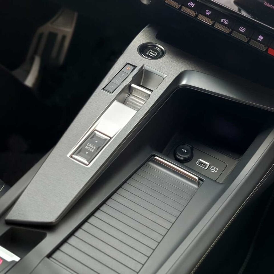 Peugeot 408 İç Trim Orta Konsol Kaplama Set